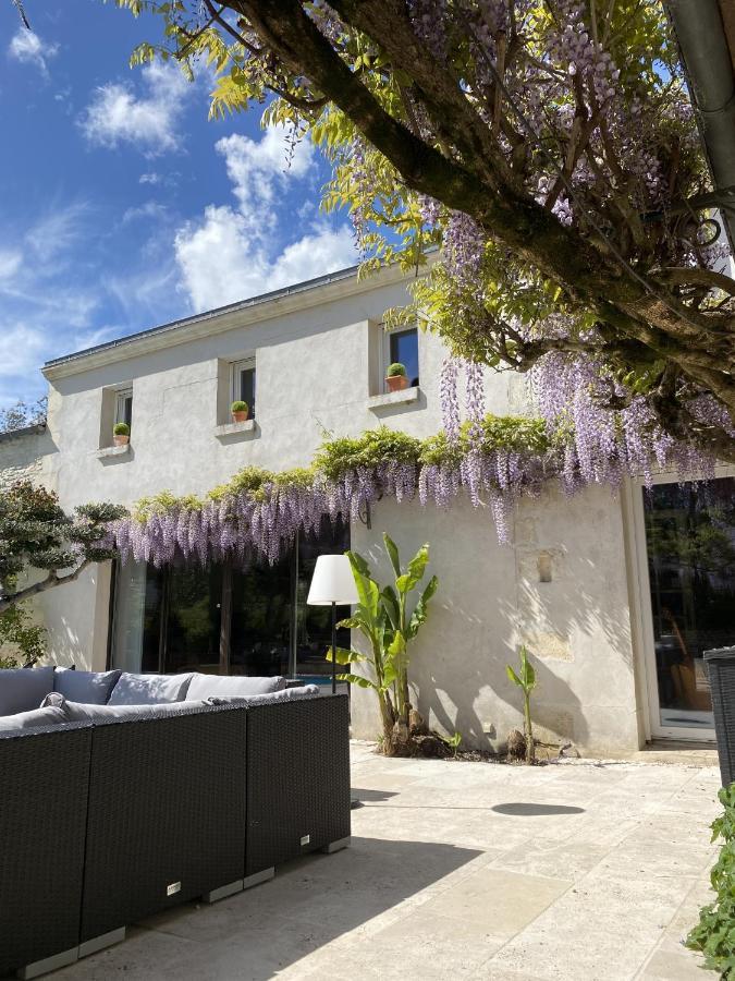 Le Logis De La Brumanderie - Saintes Fontcouverte  Luaran gambar