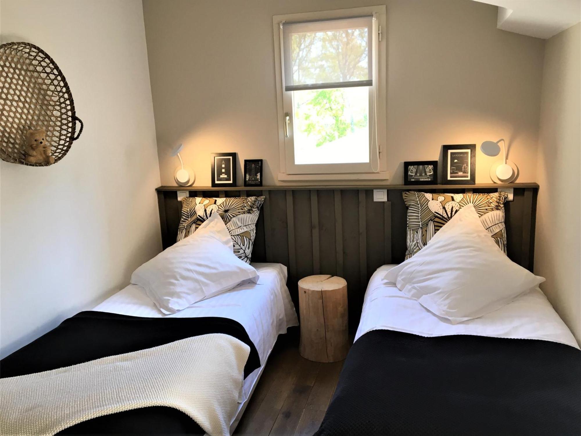 Le Logis De La Brumanderie - Saintes Fontcouverte  Bilik gambar