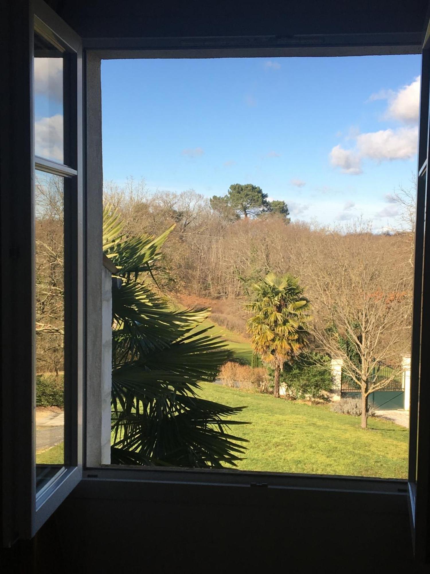 Le Logis De La Brumanderie - Saintes Fontcouverte  Bilik gambar