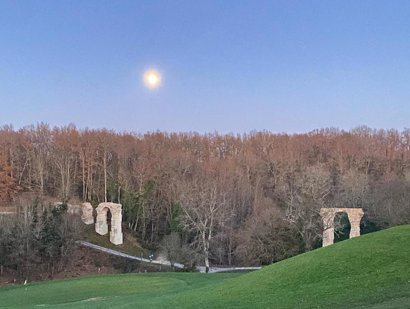 Le Logis De La Brumanderie - Saintes Fontcouverte  Luaran gambar